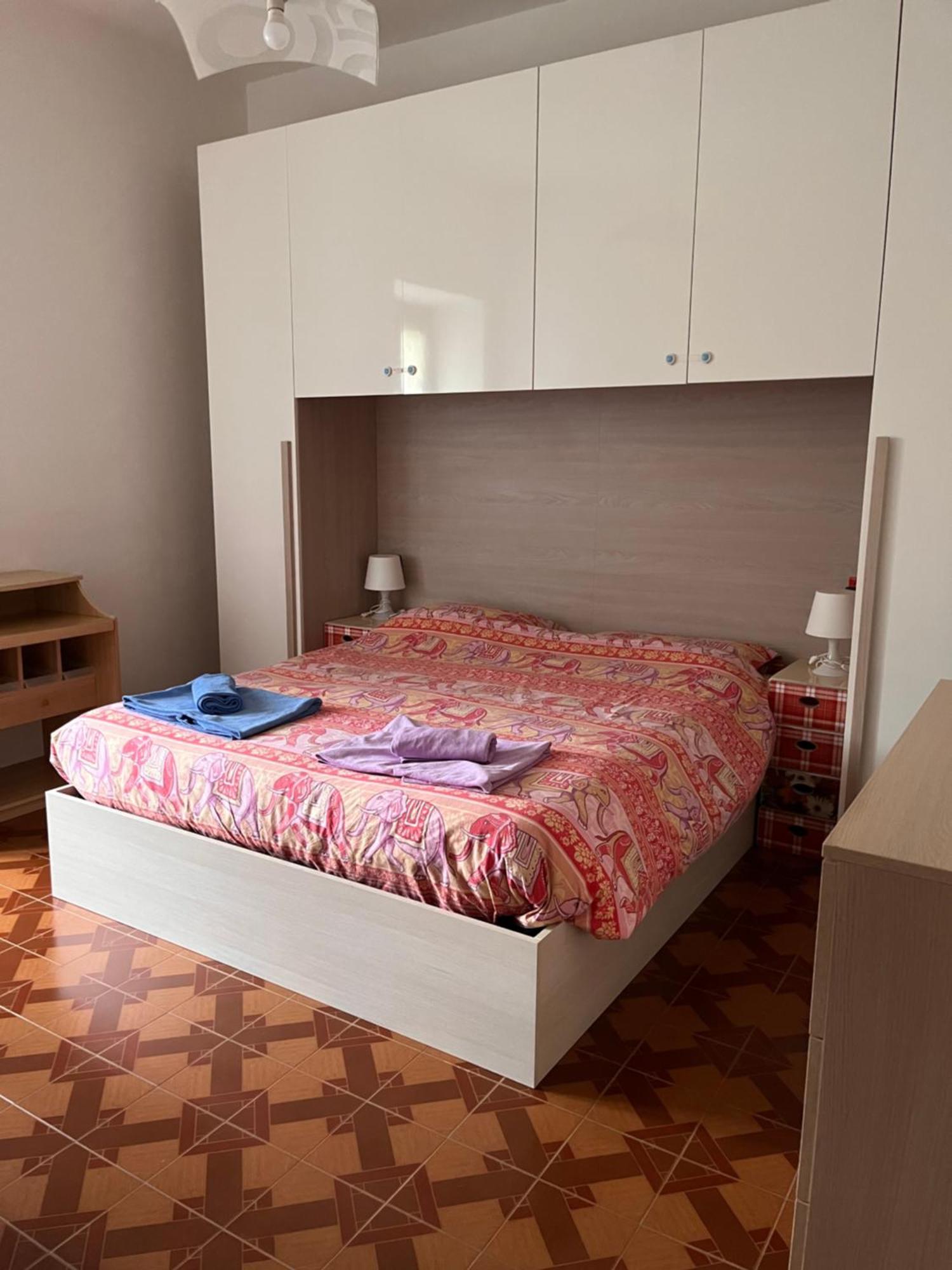 Il Cortile Como Single & Double Room In Apartment No Hotel 外观 照片